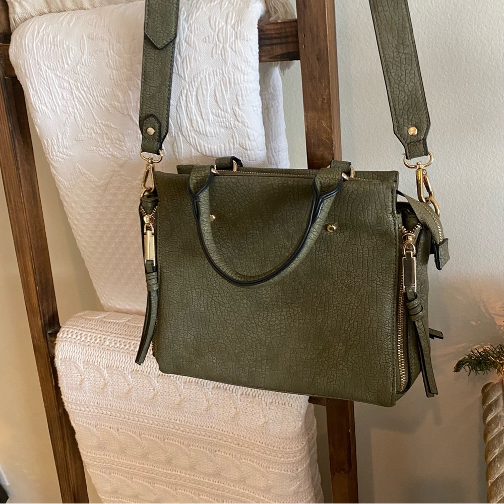 Free People olive green zipper detailed bohemian multi wear bag - Picture 2 of 10